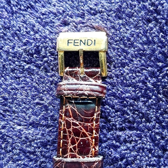 Vintage Fendi Mens/Womens Watch - Picture 2 of 4